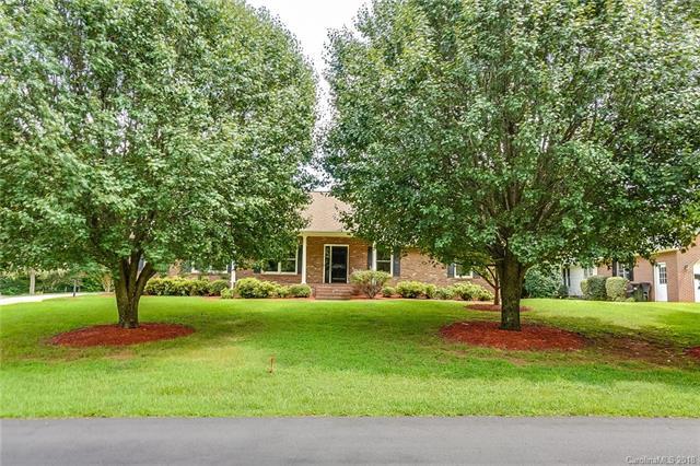 196 Lariat Drive - Photo 1