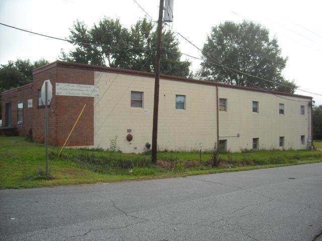 1308 16th Street - Photo 1