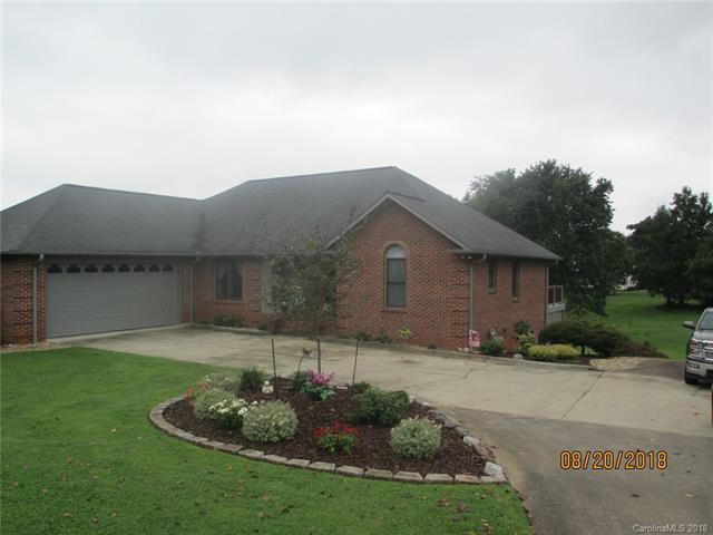 152 Oak Point Drive - Photo 1