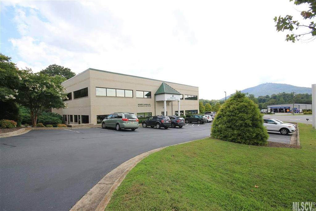 315 Wilkesboro Boulevard - Photo 1