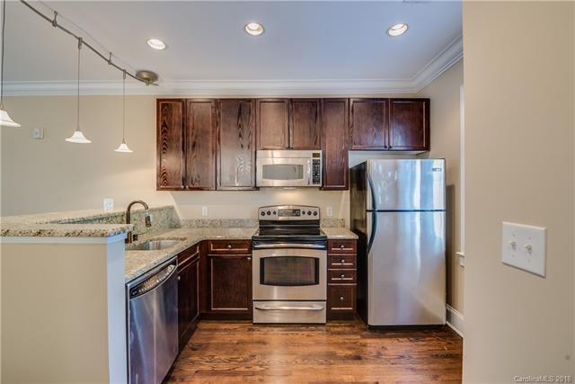 100 Laurel Avenue - Photo 1