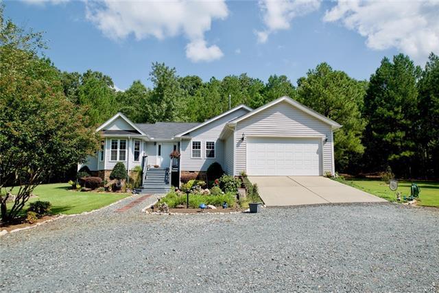6819 Shaw Avenue - Photo 1