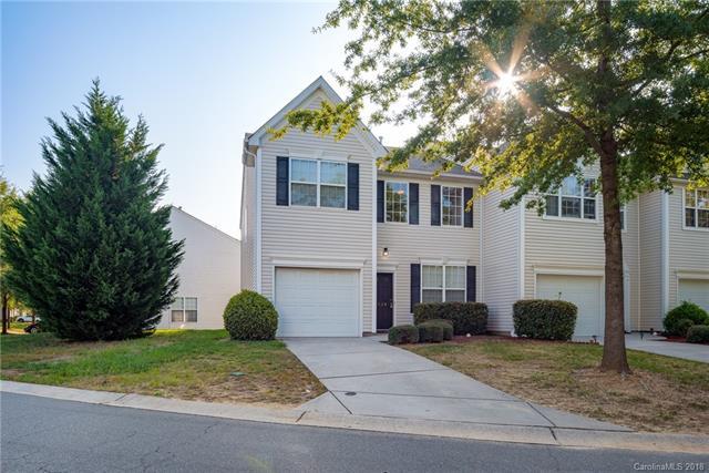 7526 Abigail Glen Drive - Photo 1