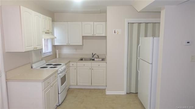 2600 Mayfair Avenue - Photo 1