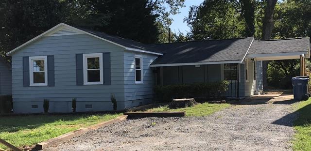 642 10th Street Boulevard - Photo 1