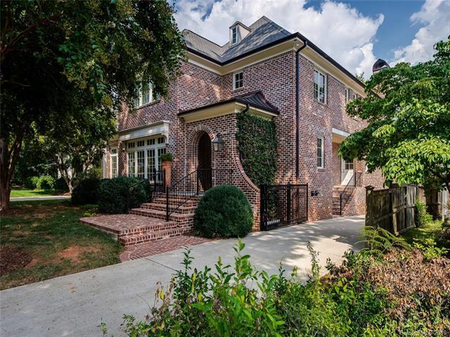 2631 Roswell Avenue - Photo 1