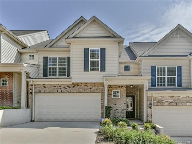 2545 Royal York Avenue - Photo 1