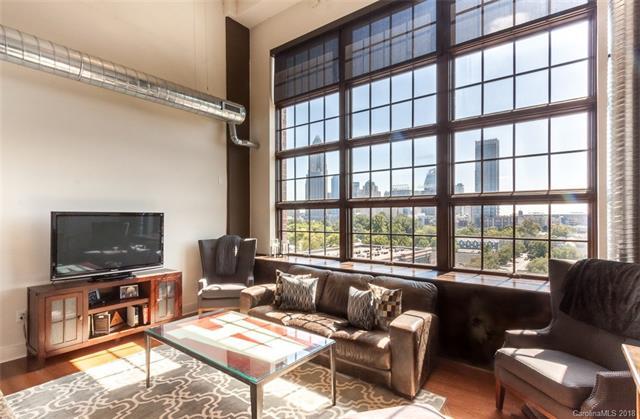 715 Graham Street - Photo 1