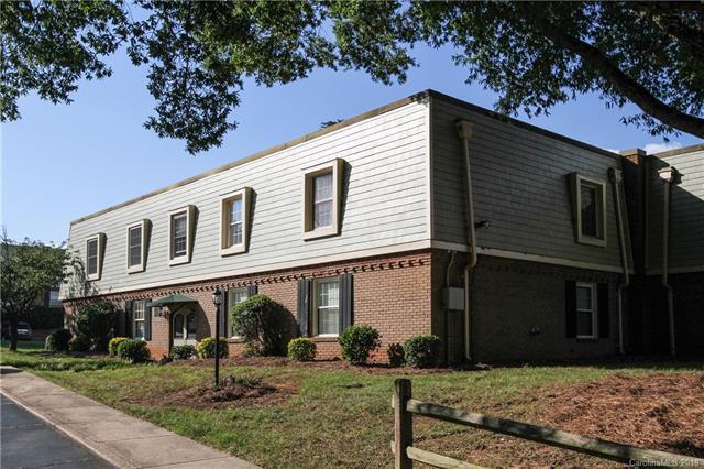 2608 Park Road - Photo 1