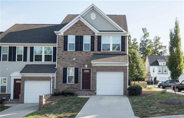 7219 Gallery Pointe Lane - Photo 1
