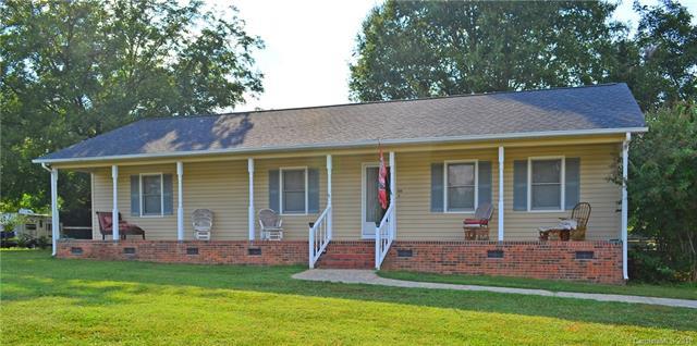 1559 Fairhope Road - Photo 1