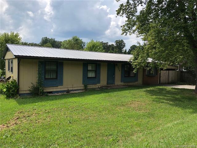 220 Yellowstone Drive - Photo 1