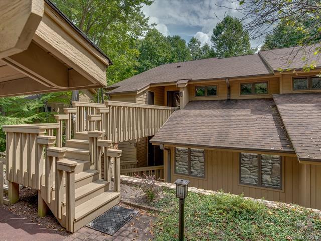 304 Live Oak Lane - Photo 1