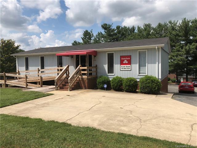 1752 Country Club Road - Photo 1