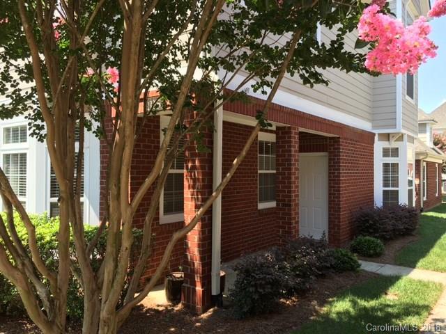 1115 Central Park Circle - Photo 1