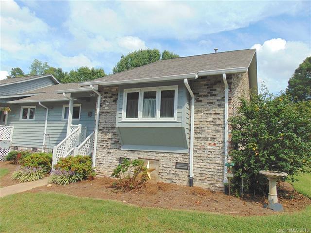 1001 Wellington Hills Circle - Photo 1