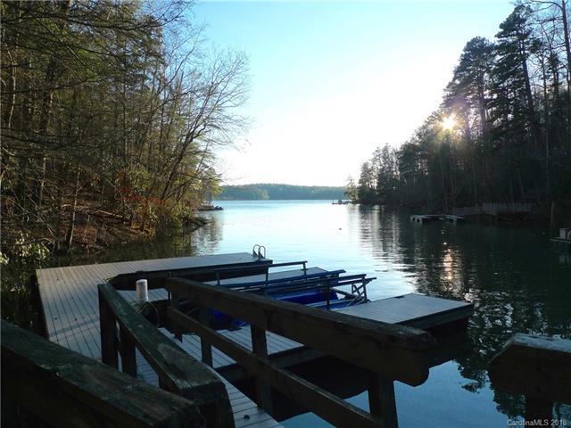 5356 Knollview Road - Photo 1