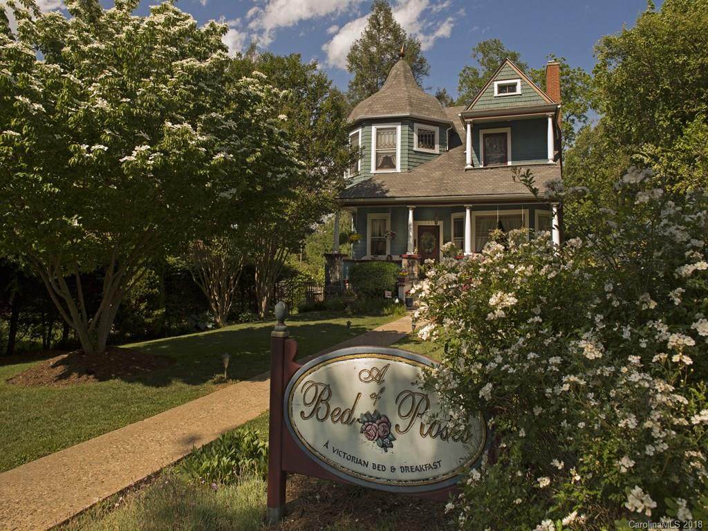 135 Cumberland Avenue - Photo 1