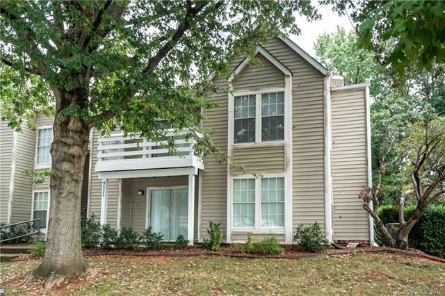 9615 Vinca Circle - Photo 1