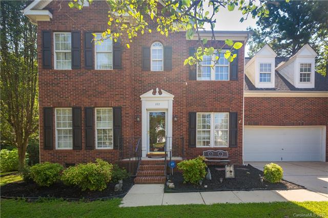 102 Knob Hill Court - Photo 1