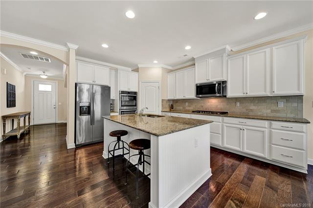 760 Coralbell Way - Photo 1