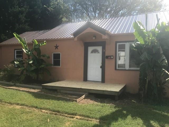 1719 5th Avenue - Photo 1