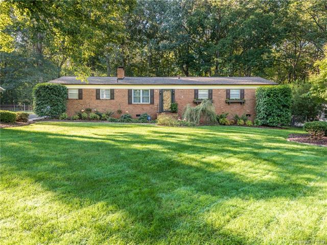 235 Robinson Avenue - Photo 1