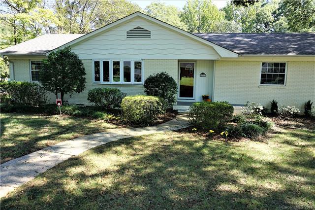 6132 Lake Forest Road - Photo 1