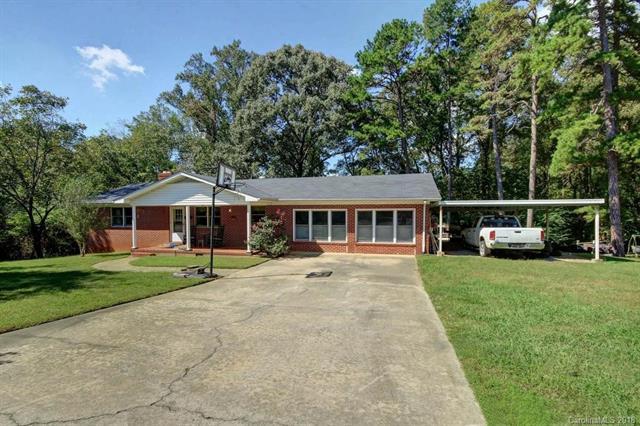 712 Valley Street - Photo 1