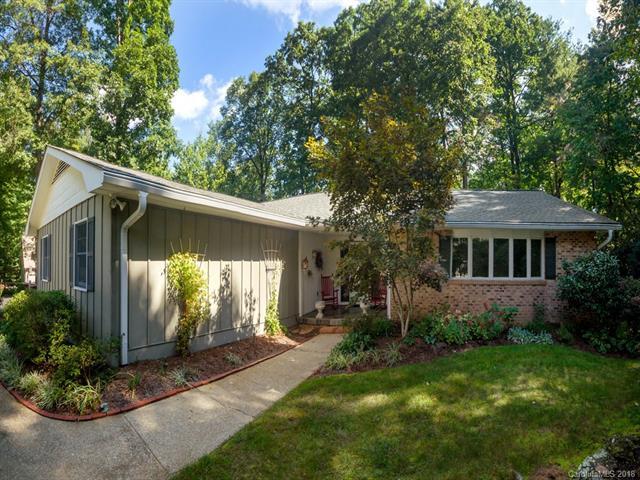 733 Greenwood Drive - Photo 1