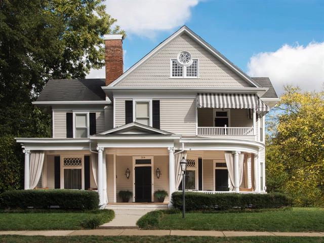 354 6th Street - Photo 1