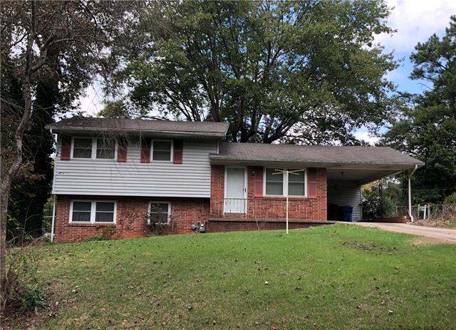 468 8th Street Drive - Photo 1