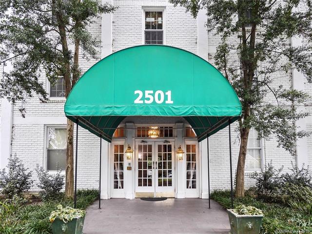 2501 Roswell Avenue - Photo 1