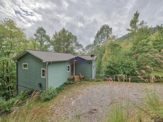 32 Louise Lane - Photo 1