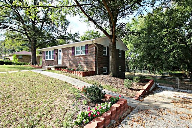 913 Brookdale Street - Photo 1