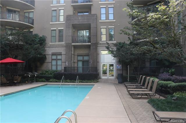 718 Trade Street - Photo 1