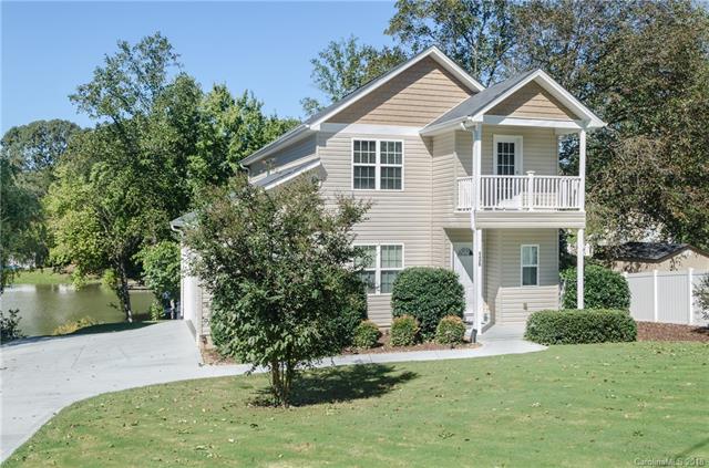 136 Marina Lane - Photo 1