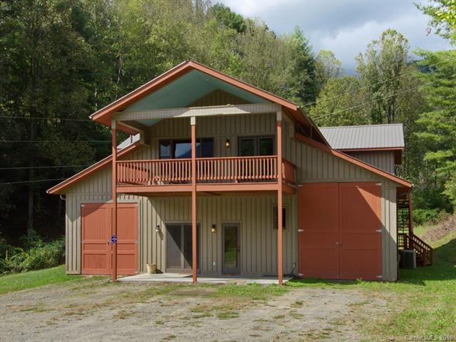 313 Sweet Hollow Road - Photo 1