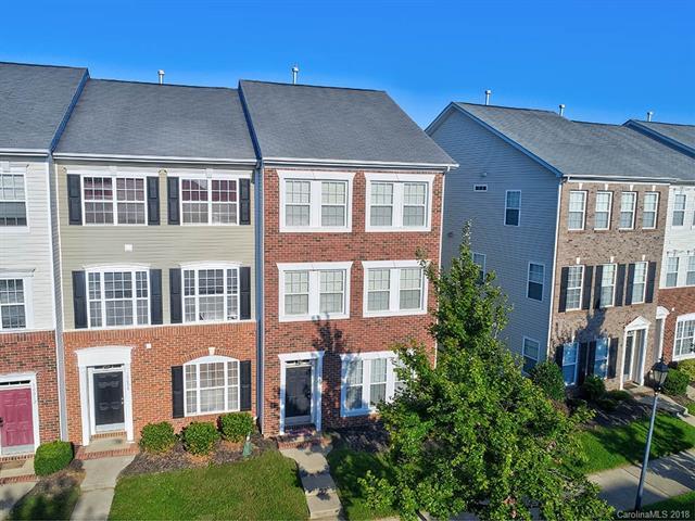 10004 Kings Parade Boulevard - Photo 1