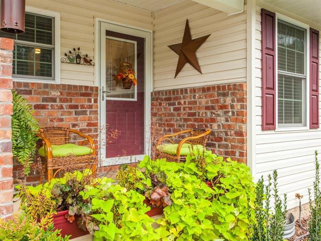 192 Allen Paul Drive - Photo 1