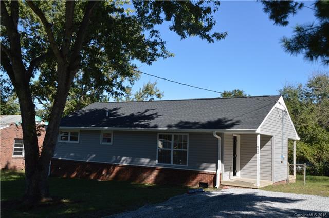 922 Summer Drive - Photo 1
