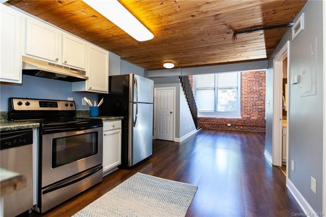 201 Hoskins Road - Photo 1