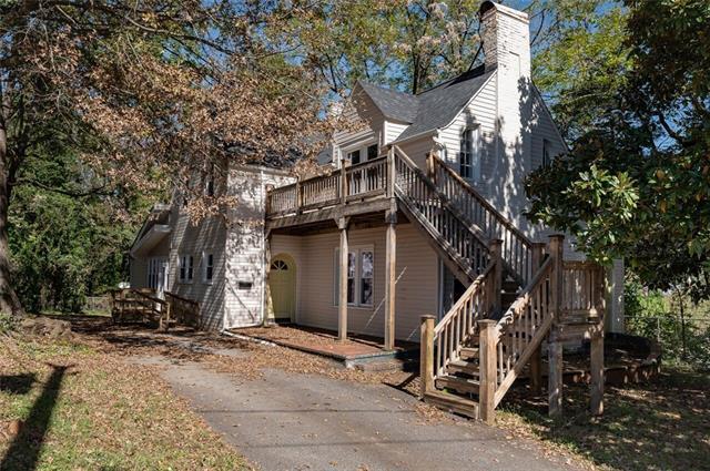 502 West Avenue - Photo 1