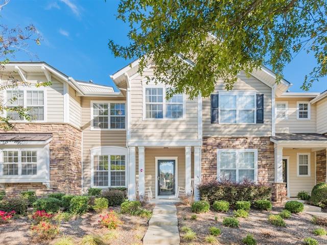 8012 Lynwood Square - Photo 1