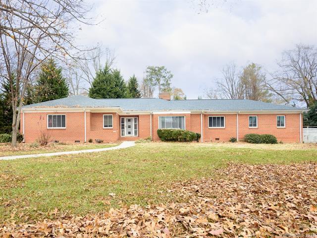 920 Main Street - Photo 1