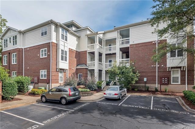 713 Northeast Drive - Photo 1