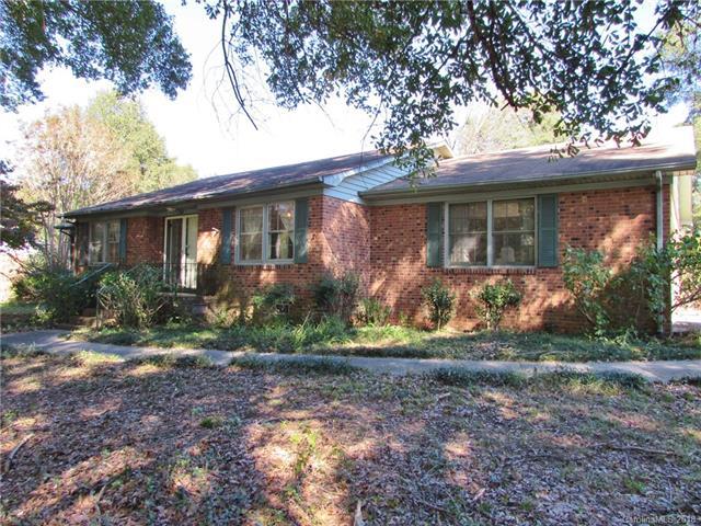 702 Willow Lane - Photo 1
