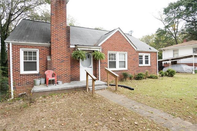 215 8th Avenue - Photo 1
