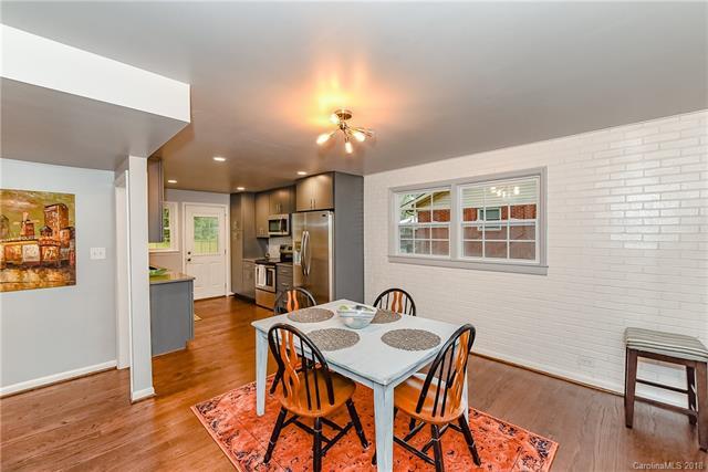 4036 Brookview Drive - Photo 1
