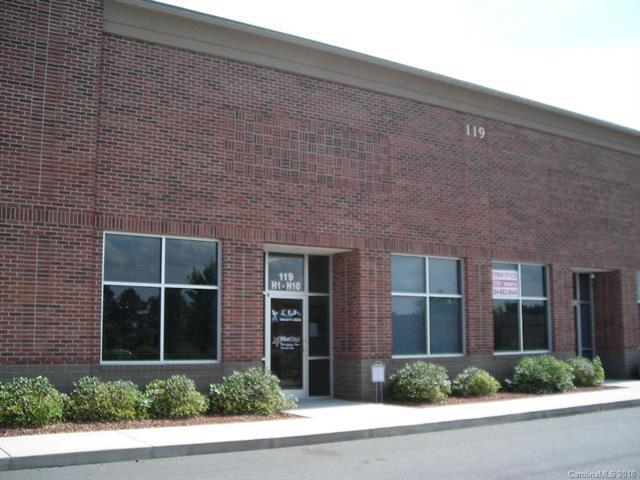 119 Poplar Pointe Drive - Photo 1